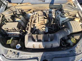 2012 Jeep Grand Cherokee Overland - miniatura 15