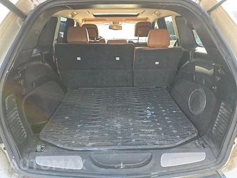 2012 Jeep Grand Cherokee Overland - miniatura 16