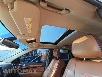 2012 Jeep Grand Cherokee Overland - miniatura 17