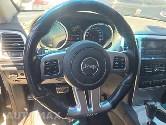 2012 Jeep Grand Cherokee SRT8 - miniatura 10