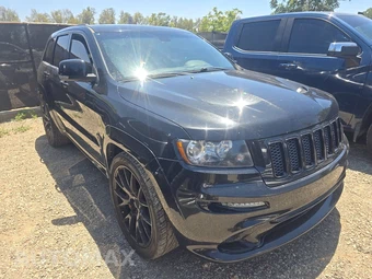 2012 Jeep Grand Cherokee SRT8 - miniatura 3