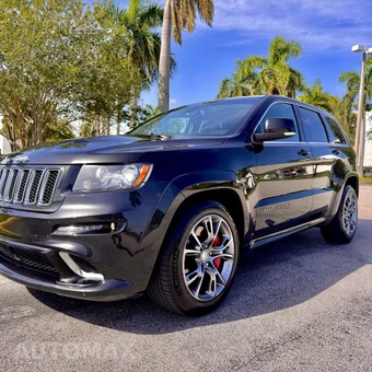 2012 Jeep Grand Cherokee SRT8 - miniatura 3