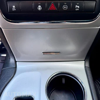 2012 Jeep Grand Cherokee SRT8 - miniatura 44