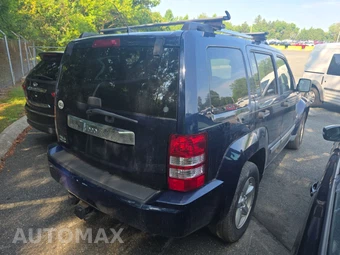 2012 Jeep Liberty Limited Edition – miniatura 4
