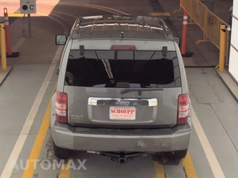 2012 Jeep Liberty Limited Edition – miniatura 6