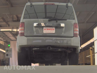 2012 Jeep Liberty Limited Edition – miniatura 7