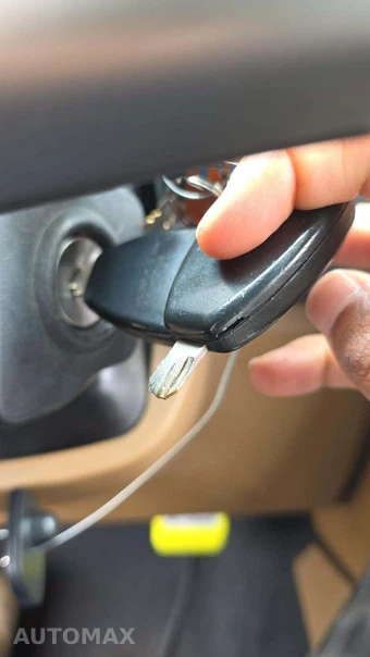 2012 Jeep Liberty Limited Edition – miniatura 22