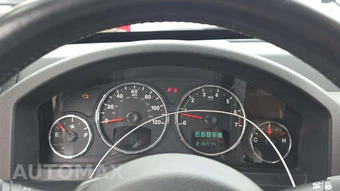 2012 Jeep Liberty Limited Edition – miniatura 23