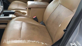 2012 Jeep Liberty Limited Edition – miniatura 25