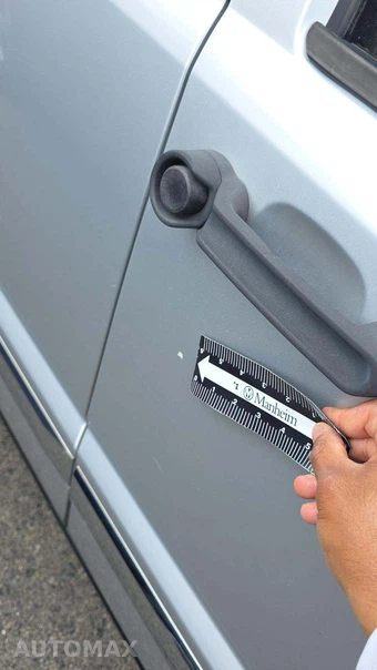 2012 Jeep Liberty Limited Edition – miniatura 30