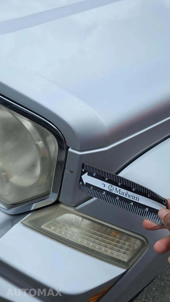 2012 Jeep Liberty Limited Edition – miniatura 39