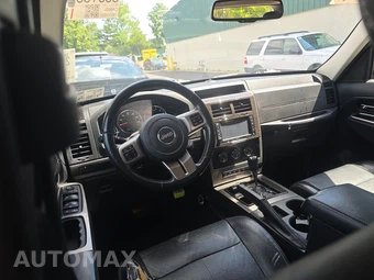 2012 Jeep Liberty Limited Jet Edition - miniatura 11
