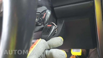 2012 Jeep Liberty Limited Jet Edition - miniatura 17