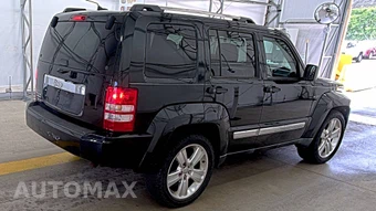 2012 Jeep Liberty Limited Jet Edition - miniatura 4