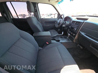2012 Jeep Liberty Sport – miniatura 8