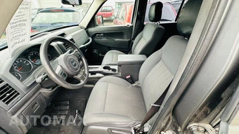 2012 Jeep Liberty Sport - miniatura 8