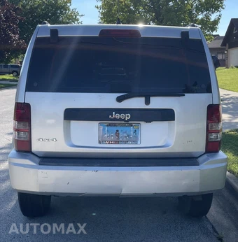 2012 Jeep Liberty Sport – miniatura 4