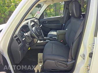 2012 Jeep Liberty Sport – miniatura 7