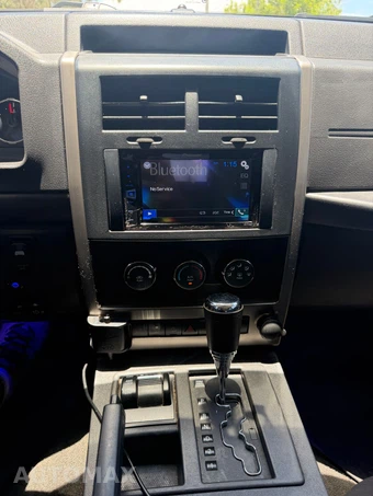 2012 Jeep Liberty Sport - miniatura 12