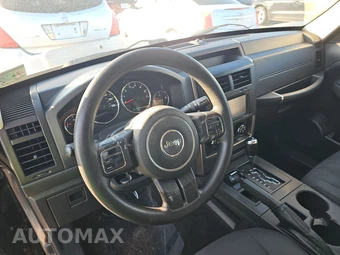 2012 Jeep Liberty Sport – miniatura 11