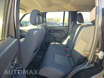 2012 Jeep Liberty Sport – miniatura 13