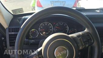 2012 Jeep Liberty Sport – miniatura 31