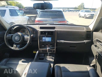 2012 Jeep Liberty Sport Latitude Edition - miniatura 11