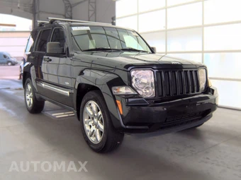 2012 Jeep Liberty Sport Latitude Edition - miniatura 3