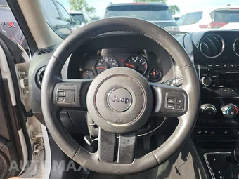 2012 Jeep Patriot Latitude – miniatura 10