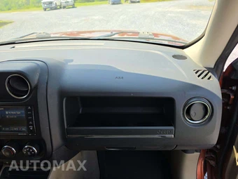 2012 Jeep Patriot Latitude – miniatura 16