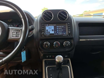 2012 Jeep Patriot Latitude – miniatura 7