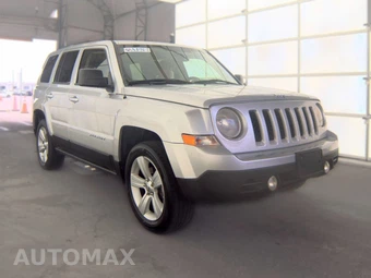2012 Jeep Patriot Latitude – miniatura 3