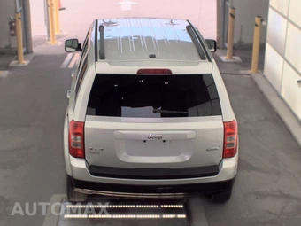 2012 Jeep Patriot Latitude – miniatura 5