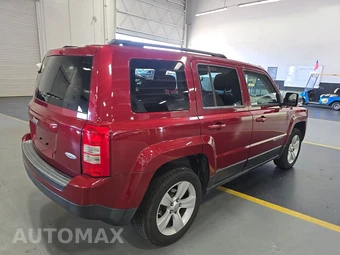 2012 Jeep Patriot Latitude – miniatura 4