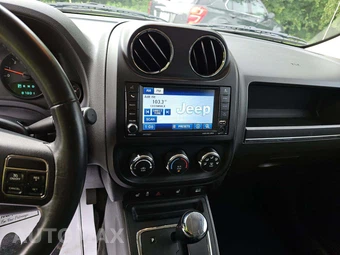 2012 Jeep Patriot Latitude - miniatura 7