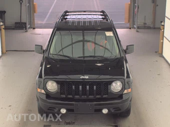 2012 Jeep Patriot Latitude – miniatura 2