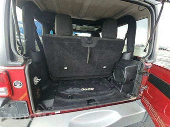 2012 Jeep Wrangler Sahara - miniatura 16