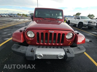 2012 Jeep Wrangler Sahara - miniatura 2