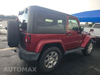 2012 Jeep Wrangler Sahara - miniatura 4