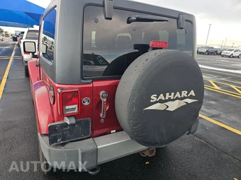 2012 Jeep Wrangler Sahara - miniatura 5