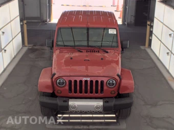 2012 Jeep Wrangler Sahara - miniatura 2