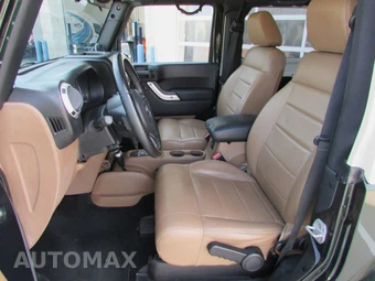 2012 Jeep Wrangler Sahara - miniatura 10