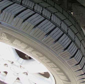 2012 Jeep Wrangler Sahara - miniatura 26
