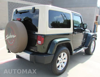 2012 Jeep Wrangler Sahara - miniatura 3