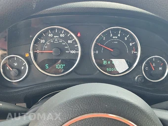 2012 Jeep Wrangler Sport - miniatura 12
