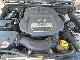 2012 Jeep Wrangler Sport - miniatura 15