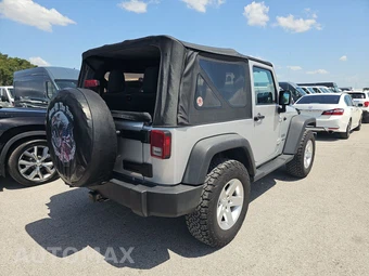 2012 Jeep Wrangler Sport - miniatura 4