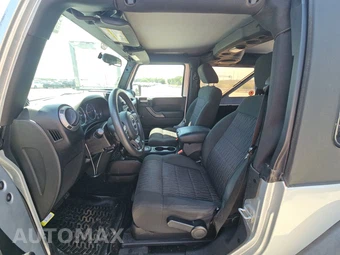 2012 Jeep Wrangler Sport - miniatura 7