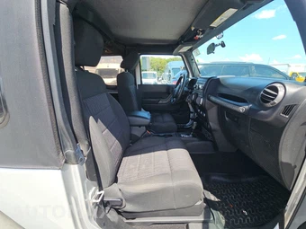 2012 Jeep Wrangler Sport - miniatura 8