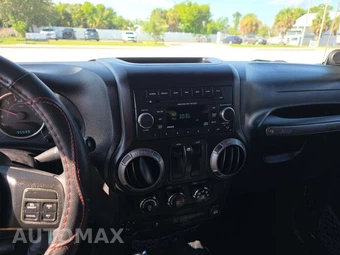 2012 Jeep Wrangler Sport - miniatura 10